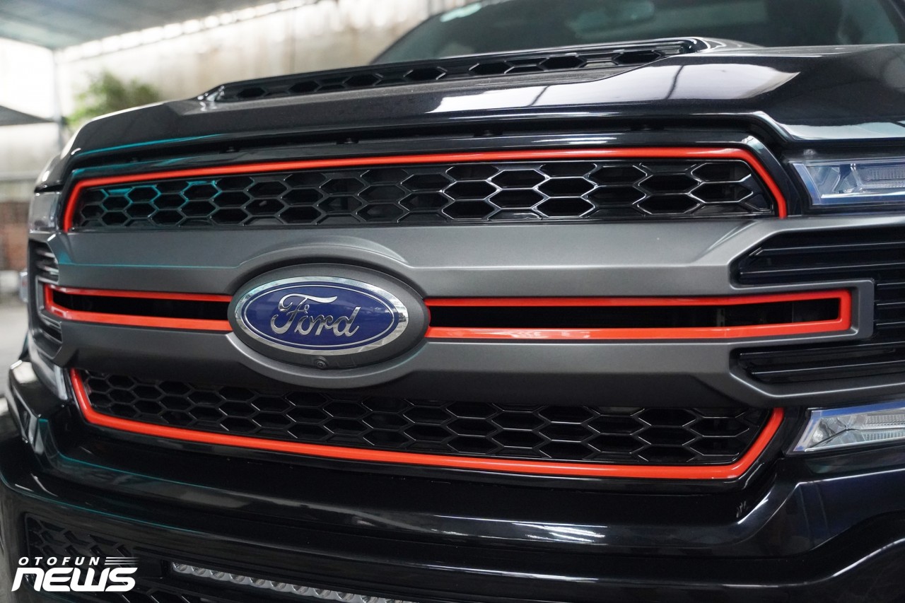 Hàng hiếm Ford F150 Harley-Davidson giá gần 7 tỷ đồng tại Hà Nội Hàng hiếm Ford F150 Harley-Davidson giá gần 7 tỷ đồng tại Hà Nội