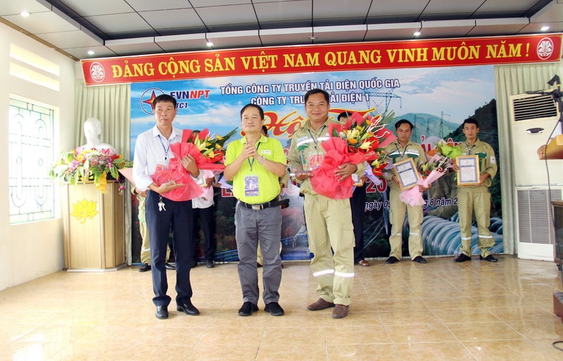 Công đoàn Công ty Truyền tải điện 1 tổ chức Hội thi “Lái xe giỏi và an toàn” năm 2019