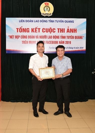 trao giai anh ne t de p cong doa n va nguo i lao do ng tren facebook