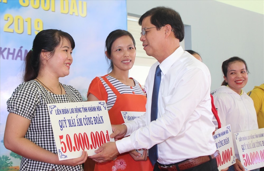 Có Trung tâm Văn hóa, đời sống tinh thần của công nhân sẽ tốt hơn co trung tam van hoa doi song tinh than cua cong nhan se tot hon