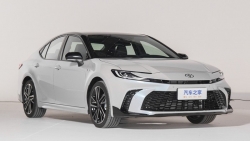 Toyota Camry 2024 ra mắt tại Trung Quốc