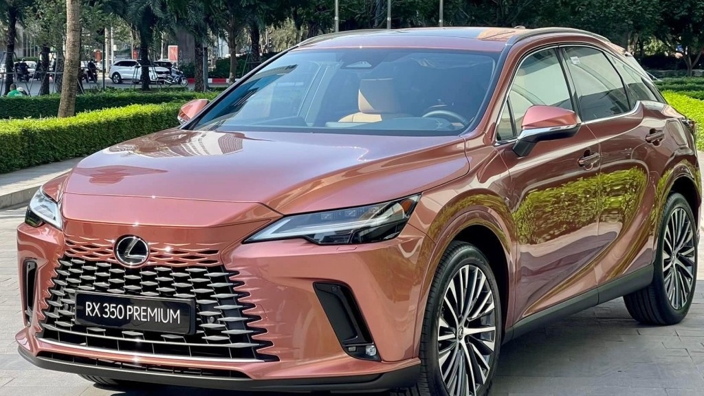 Hình thực tế Lexus RX350 Premium tại Hà Nội