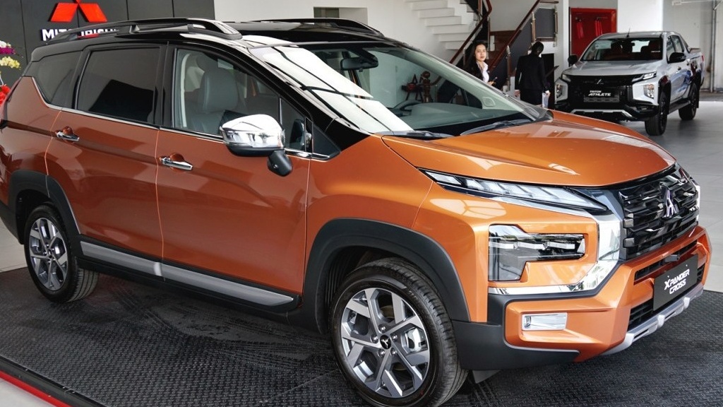 Cận cảnh Mitsubishi Xpander Cross 2023 vừa được ra mắt