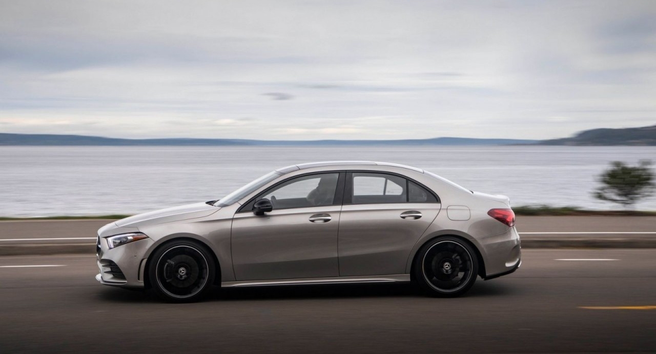 Mercedes-Benz loại bỏ một số dòng xe