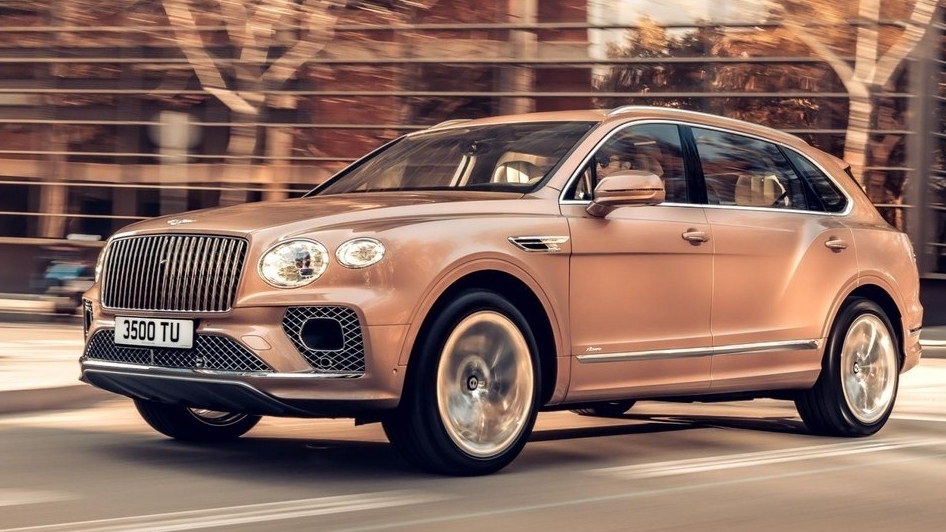 Bentley Bentayga EWB ra mắt với khoang nội thất rộng nhất phân khúc