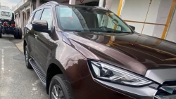 Isuzu Mu-X 2022 bất ngờ xuất hiện tại Việt Nam, chuẩn bị được ra mắt?