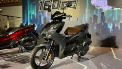 Vừa ra mắt Honda Air Blade 160 đã bị đội giá hơn 15 triệu đồng