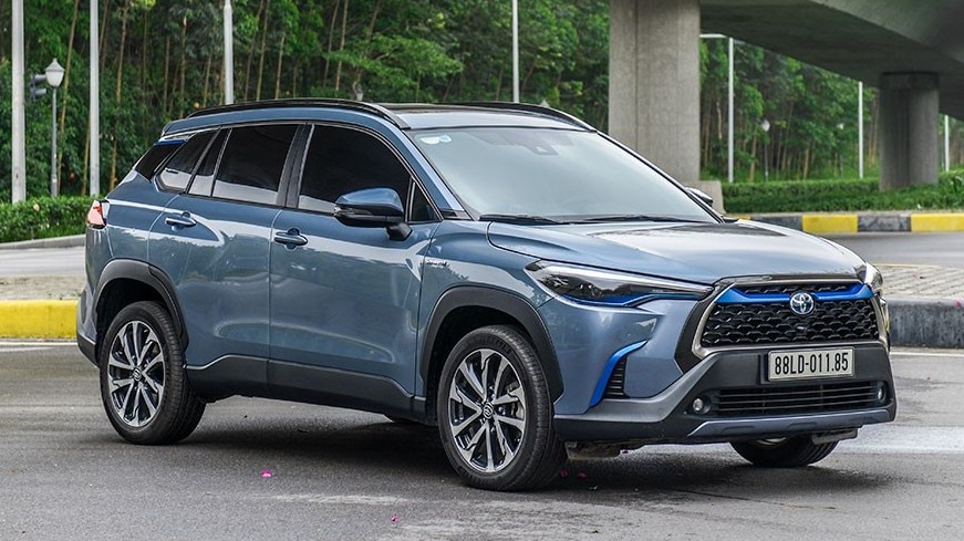 Toyota Corolla Cross gồng gánh doanh số cho hãng xe Nhật