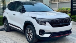 Kia Seltos X-Line giá 709 triệu đồng về đại lý