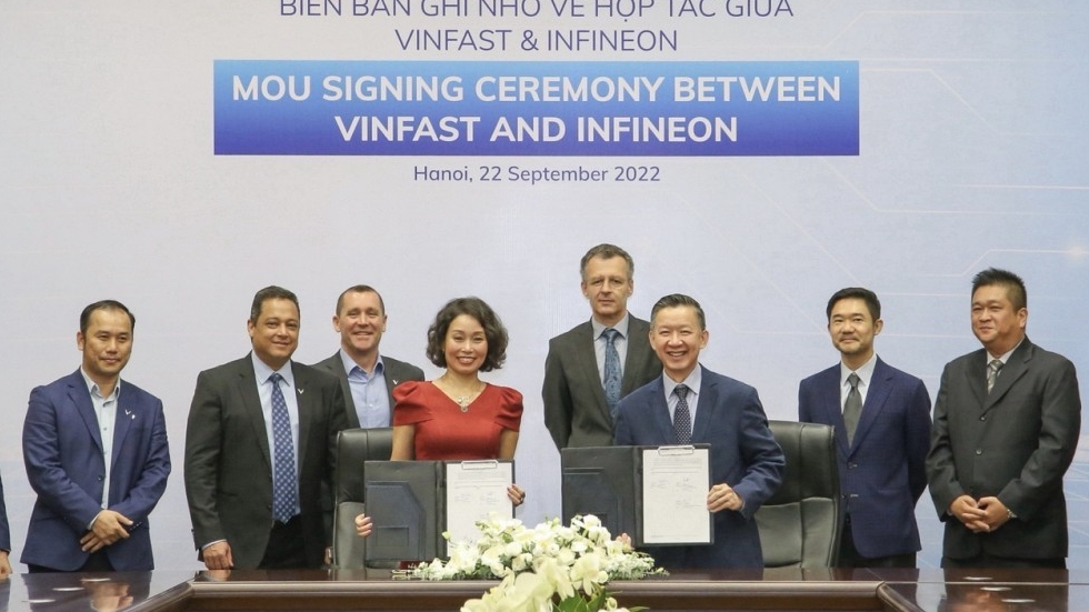 VinFast và Infineon mở rộng hợp tác trong lĩnh vực di chuyển điện hóa