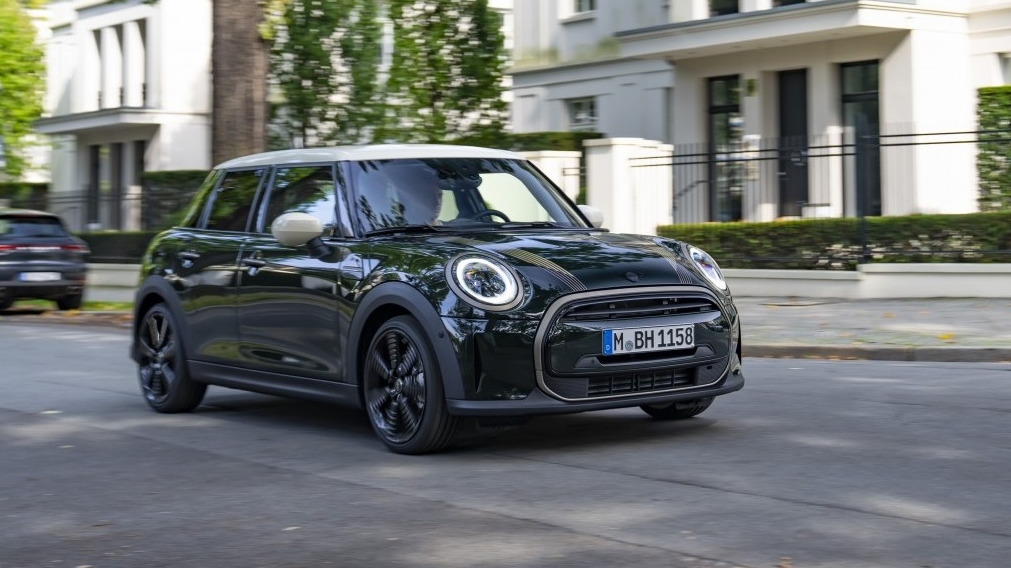 MINI Cooper S 5-Cửa Resolute Edition có mặt tại Việt Nam