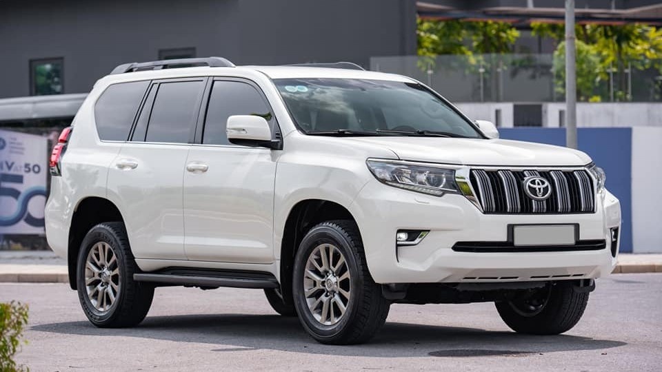 Toyota Land Cruiser Prado lỗ chỉ 400 triệu đồng sau 5 năm sử dụng