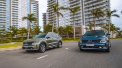 Kia Sorento Hybrid và PHEV ra mắt tại Việt Nam với giá từ 1,4 tỷ đồng