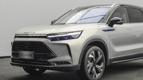 Beijing X7 thêm phiên bản Standard và Deluxe tại Việt Nam