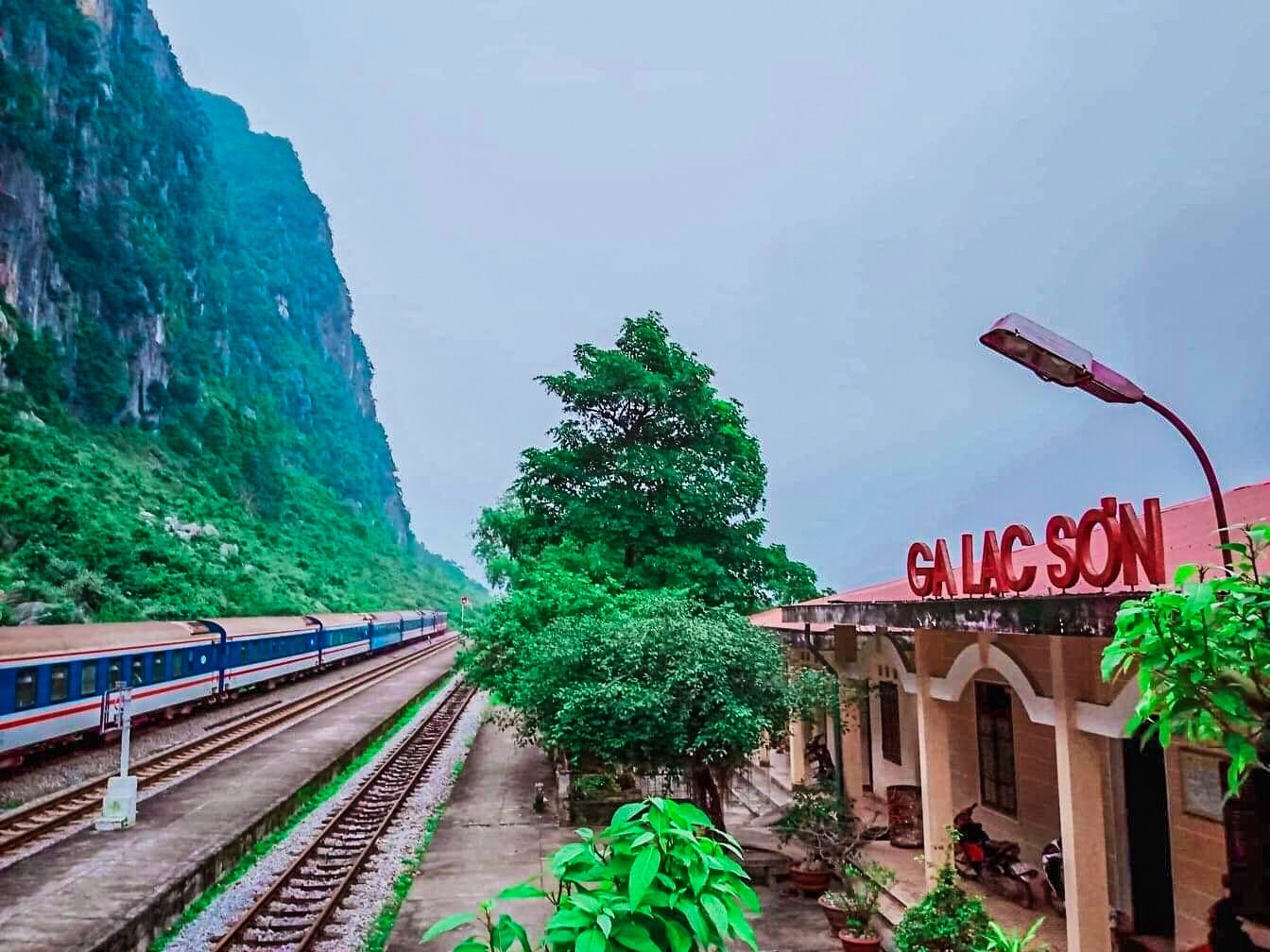 Chuyện không dành cho "người yếu tim" về công việc của công nhân Đường sắt chuyen khong danh cho nguoi yeu tim ve cong viec cua cong nhan duong sat