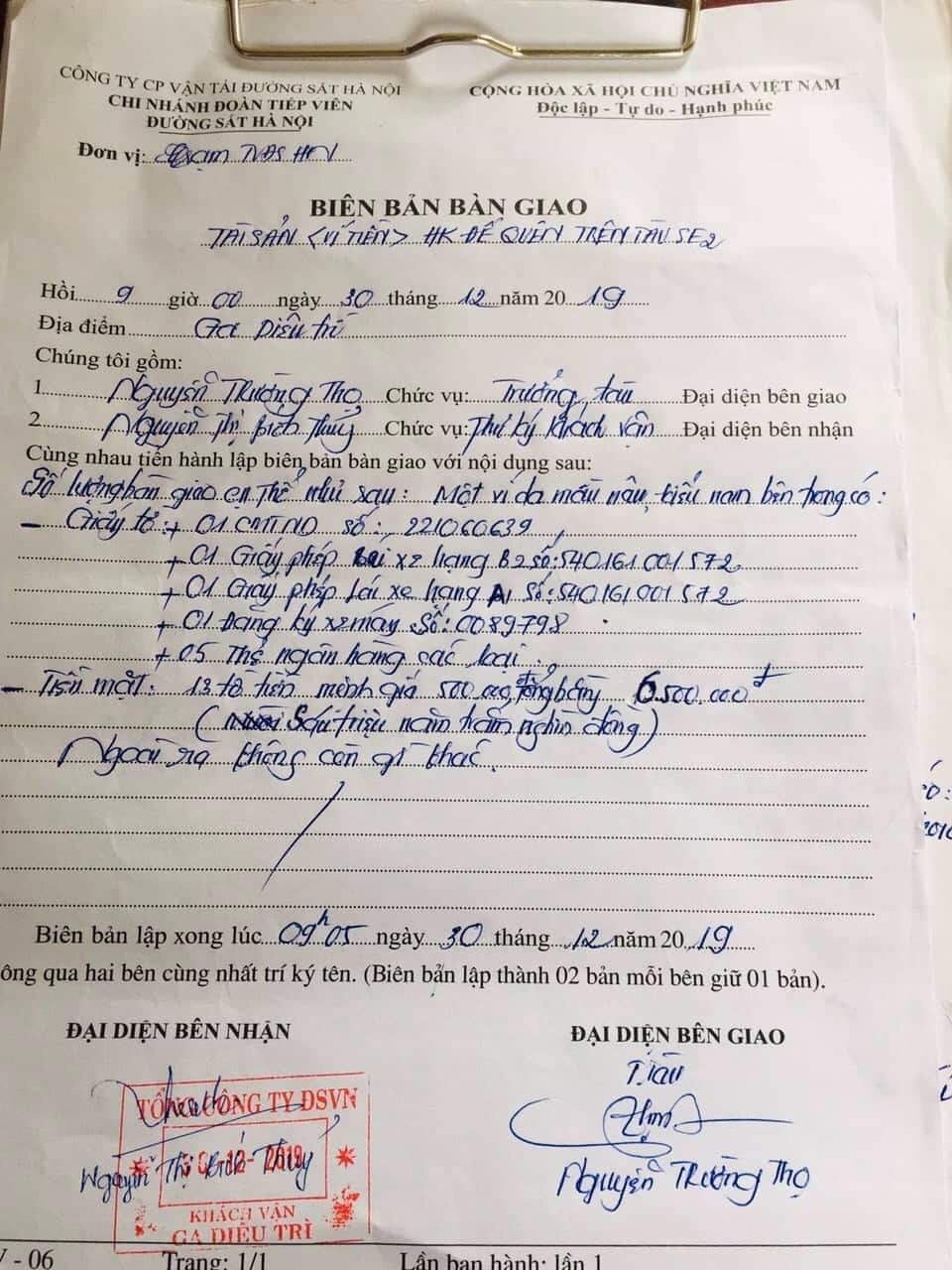 chuyen co tich giua doi thuong cua nhan vien duong sat