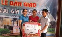 ban giao nha mai am cong doan cho doan vien cong doan xa