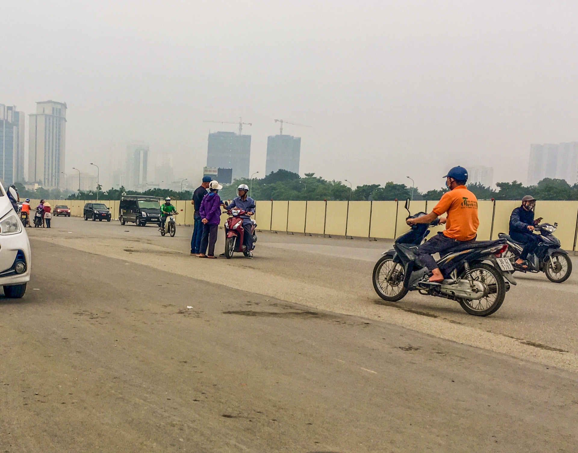 ve tran viet nam uae co cho den mon moi cho nguoi mua