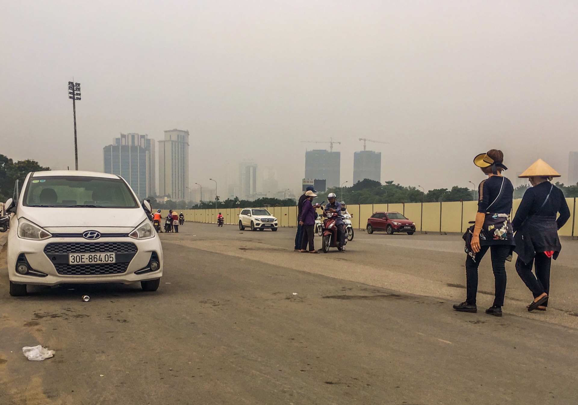 ve tran viet nam uae co cho den mon moi cho nguoi mua