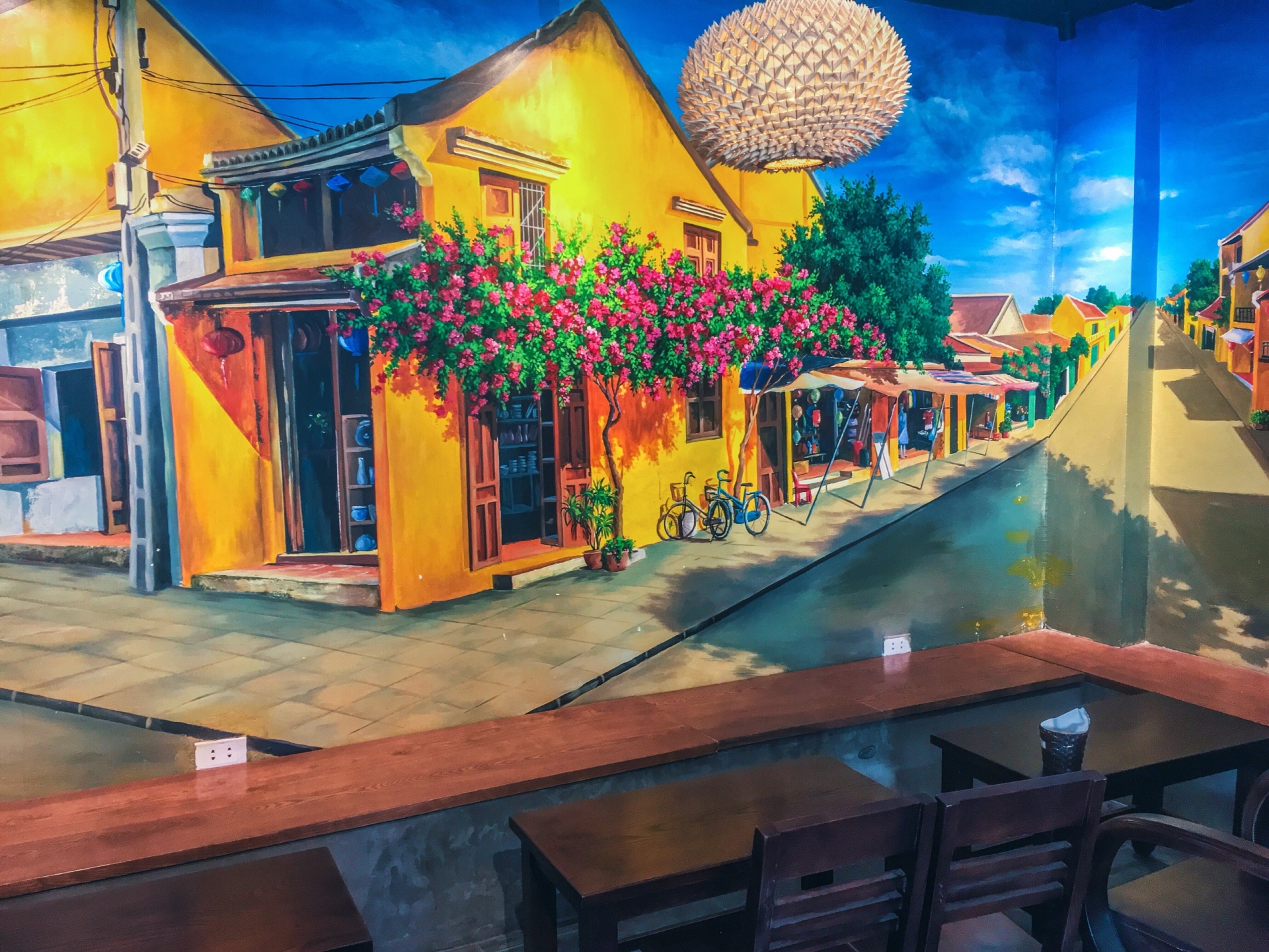 cafe duong tau xu huong check in an toan soan ngoi