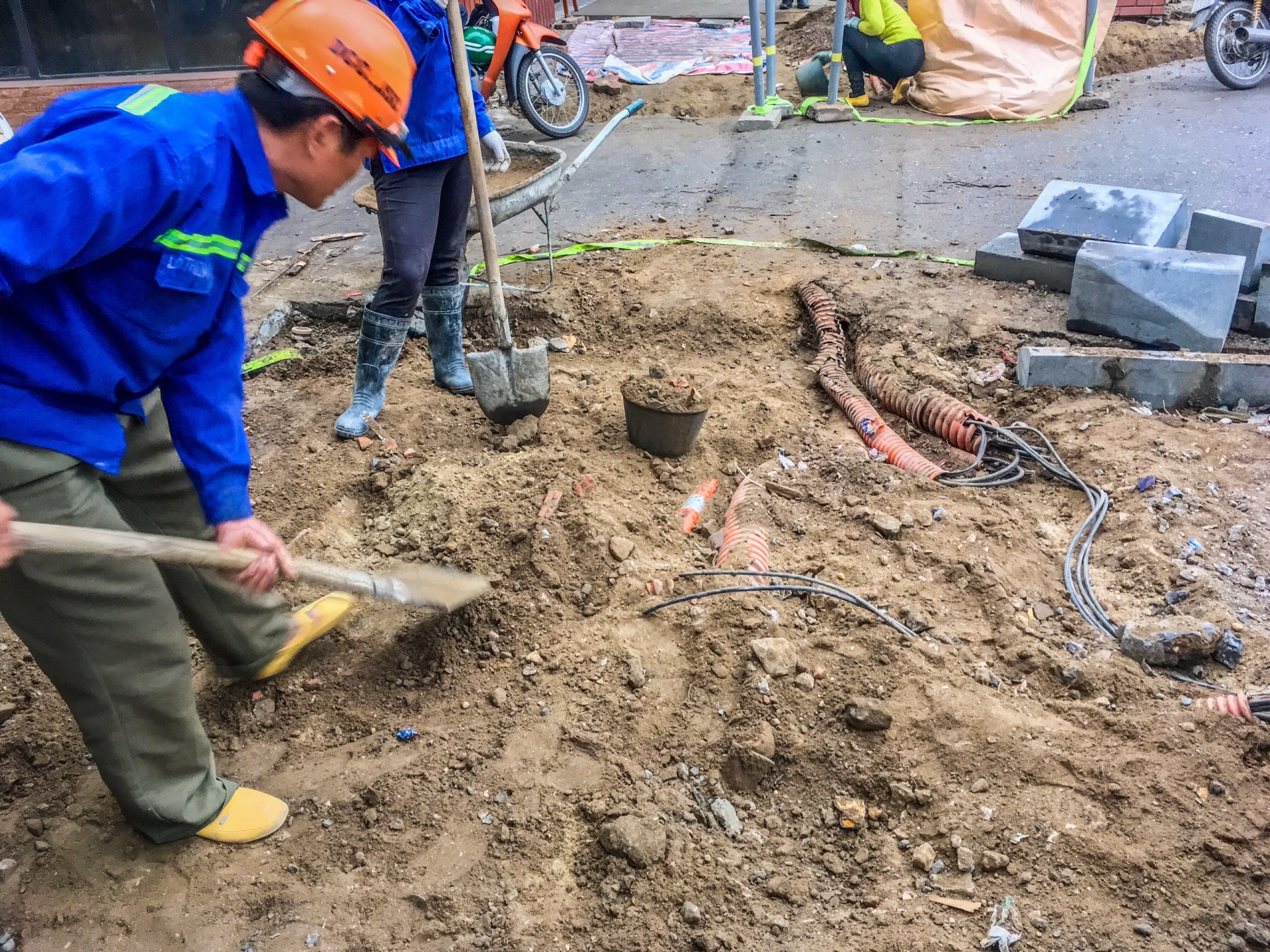 via he tu sua vi dau cong nhan phai thi cong than trong