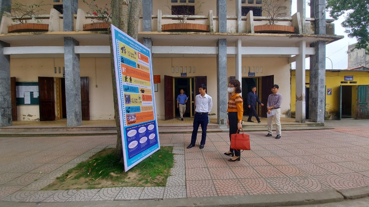 Hải Dương: Đảm bảo an toàn tốt nhất cho học sinh đến trường hai duong dam bao an toan tot nhat cho hoc sinh den truong