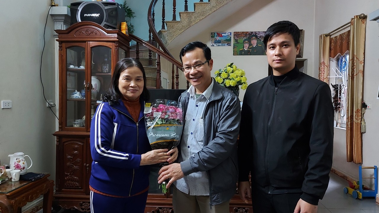 hung yen cong doan cac kcn hanh dong thiet thuc cham lo cho lao dong nu