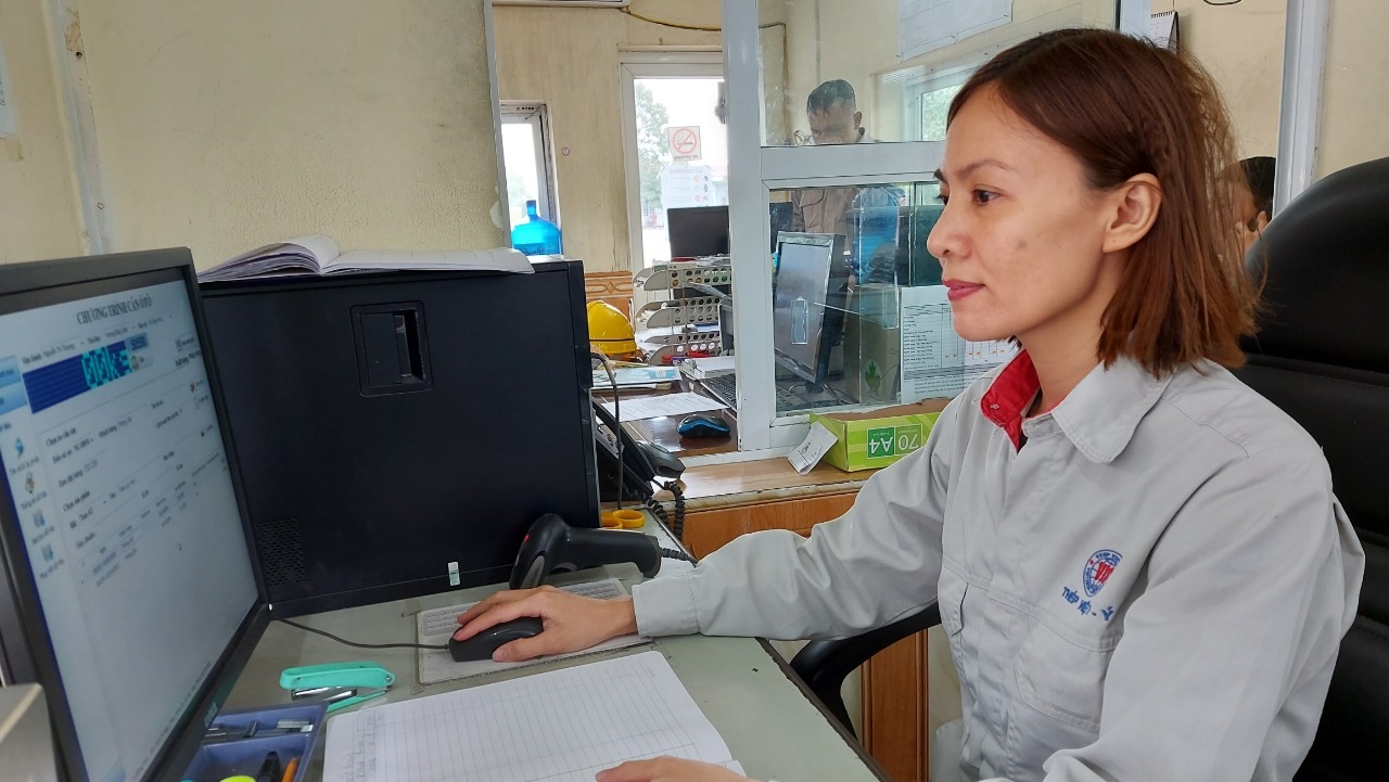 hung yen cong doan cac kcn hanh dong thiet thuc cham lo cho lao dong nu