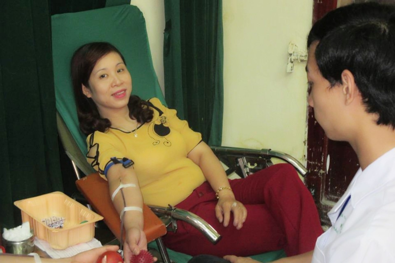Hải Dương: Nữ đoàn viên Công đoàn 16 lần hiến máu tình nguyện hai duong nu doan vien cong doan 16 lan hien mau tinh nguyen