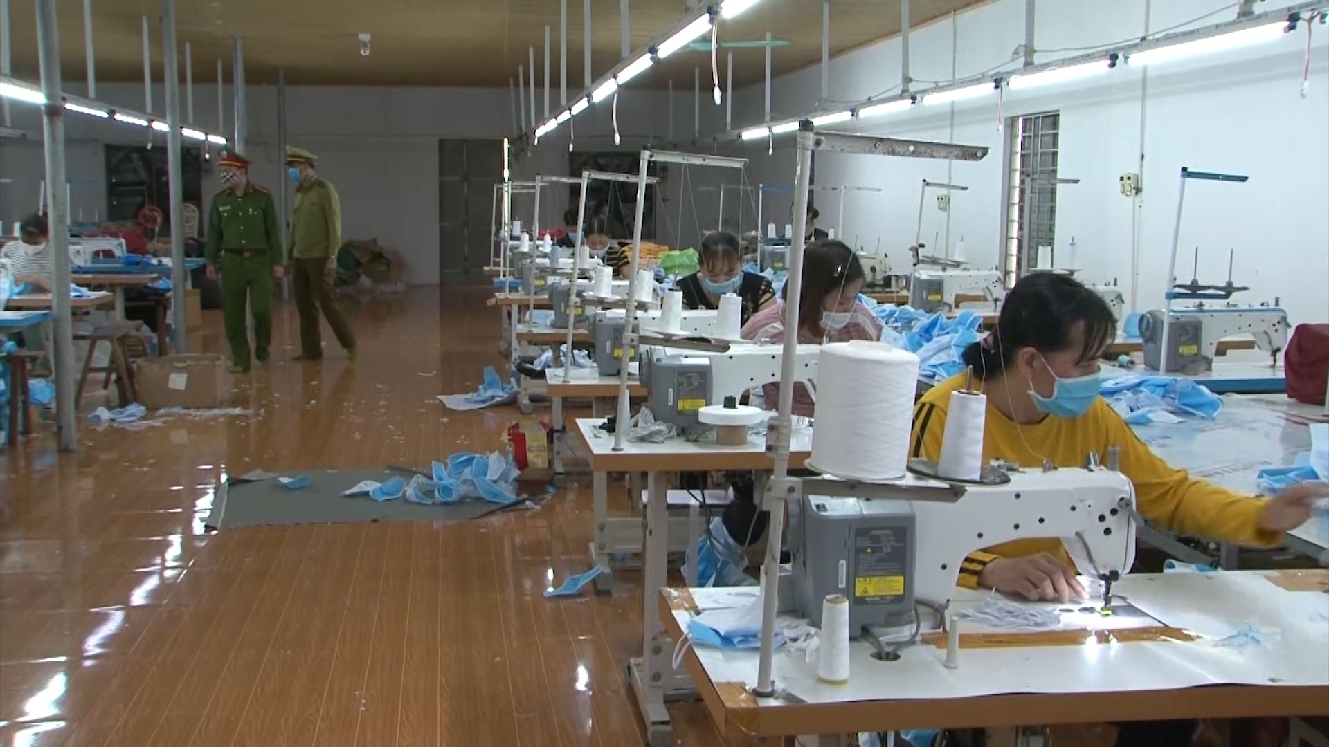 hai duong xu phat co so san xuat khau trang khong phep