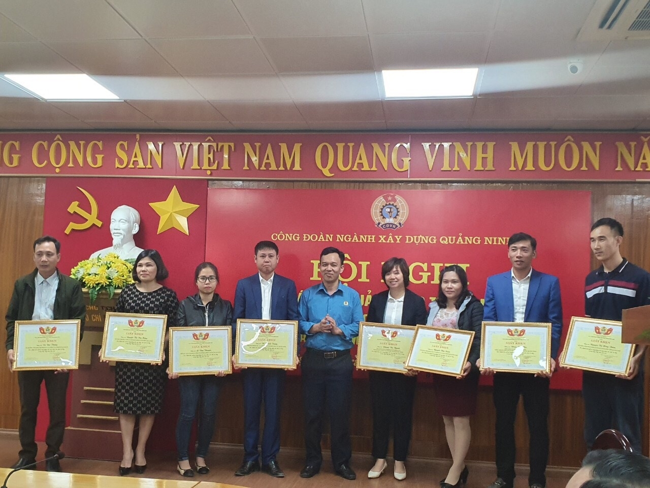 Một năm vượt khó của công đoàn ngành Xây dựng Quảng Ninh mot nam vuot kho cua cong doan nganh xay dung quang ninh