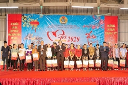 tet sum vay nam 2020 cham lo de moi nguoi lao dong co tet