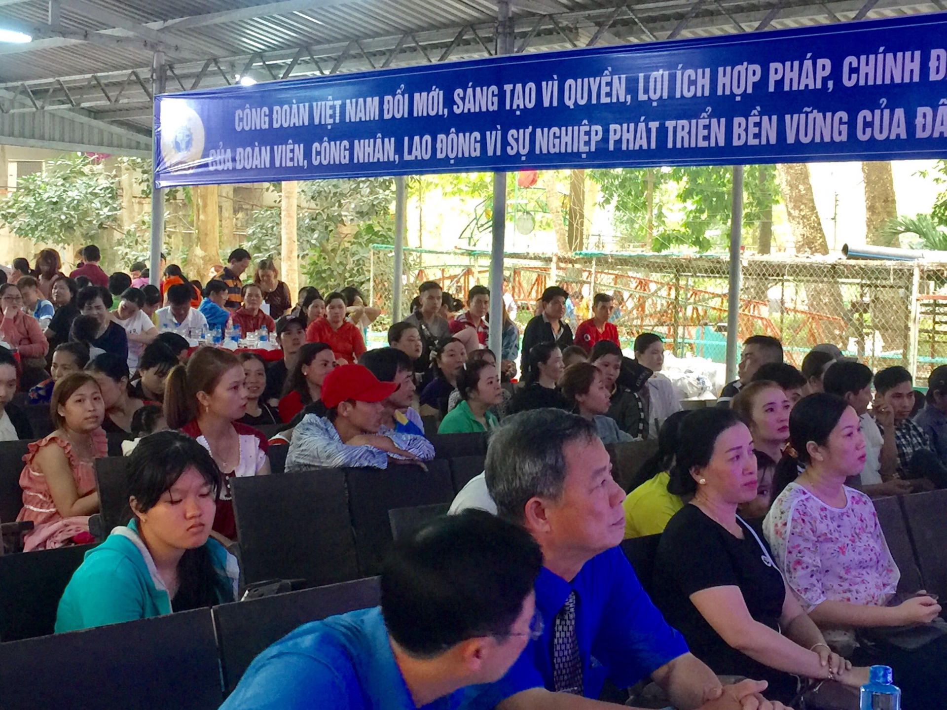 an giang cong nhan lao dong phan khoi don tet canh ty 2020