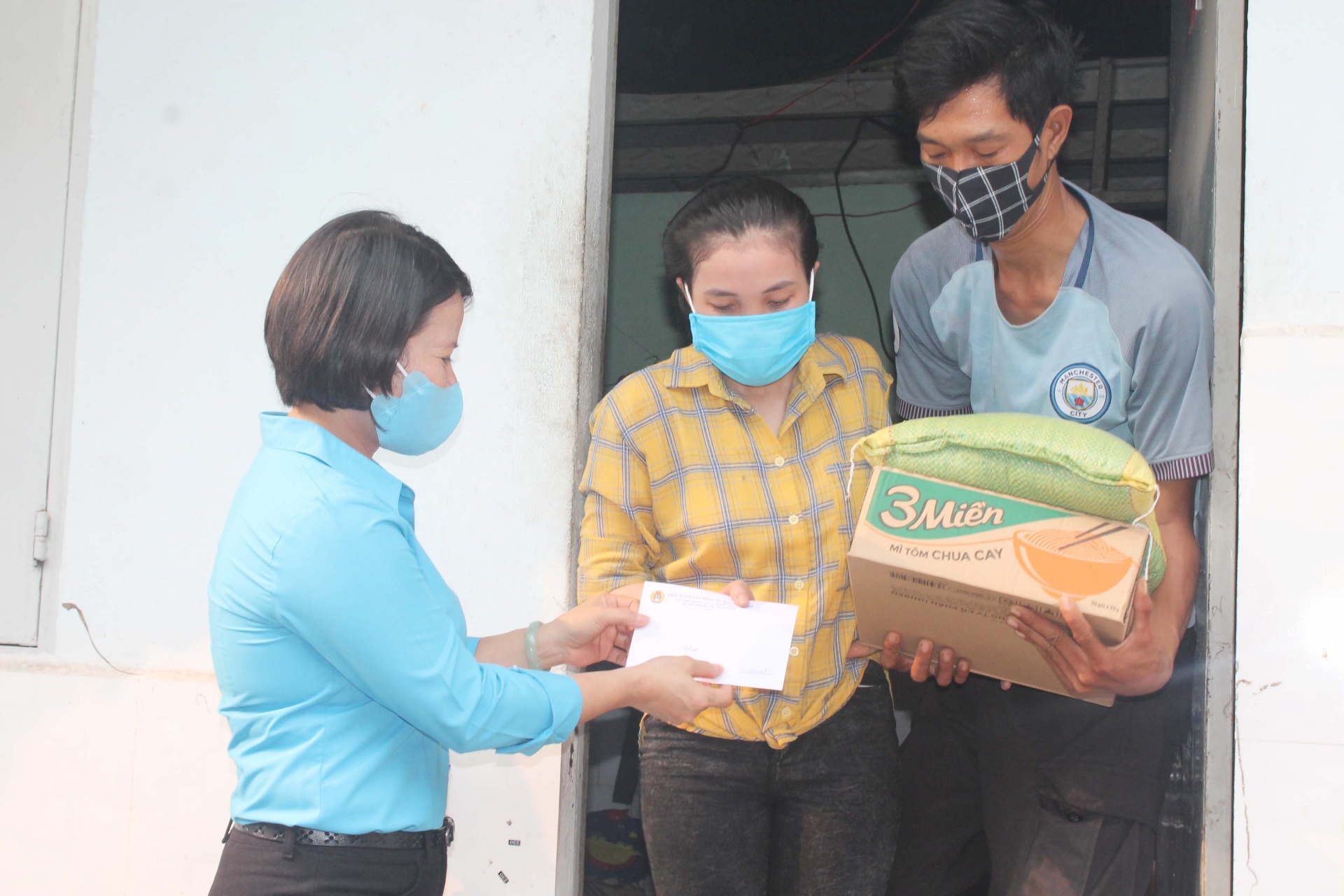 LĐLĐ tỉnh Bình Dương: Vận động chủ nhà trọ miễn, giảm tiền trọ cho lao động nghèo ldld tinh binh duong van dong chu nha tro mien giam tien tro cho lao dong ngheo