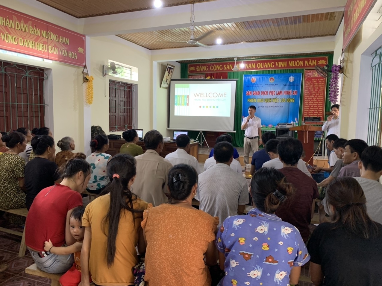 Nghệ An: Tăng cường triển khai các giải pháp tạo việc làm cho người lao động Nghệ An: Tăng cường triển khai các giải pháp tạo việc làm cho người lao động