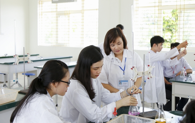 Thực hiện Cuộc vận động: Mỗi thầy cô giáo là một tấm gương đạo đức,tự học và sáng tạo thuchien tot cuoc van dongmoi thay co giao la mot tam guong dao ductu hoc va sang tao