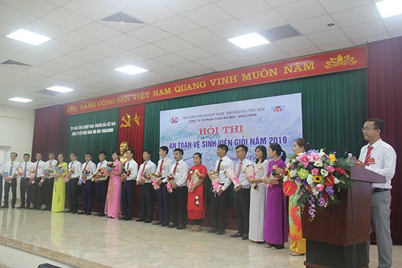 dong hanh cung chuyen mon cham lo cho nguoi lao dong