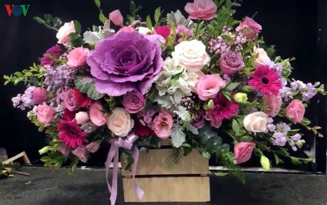 Sôi động thị trường quà tặng dù giá không hề rẻ