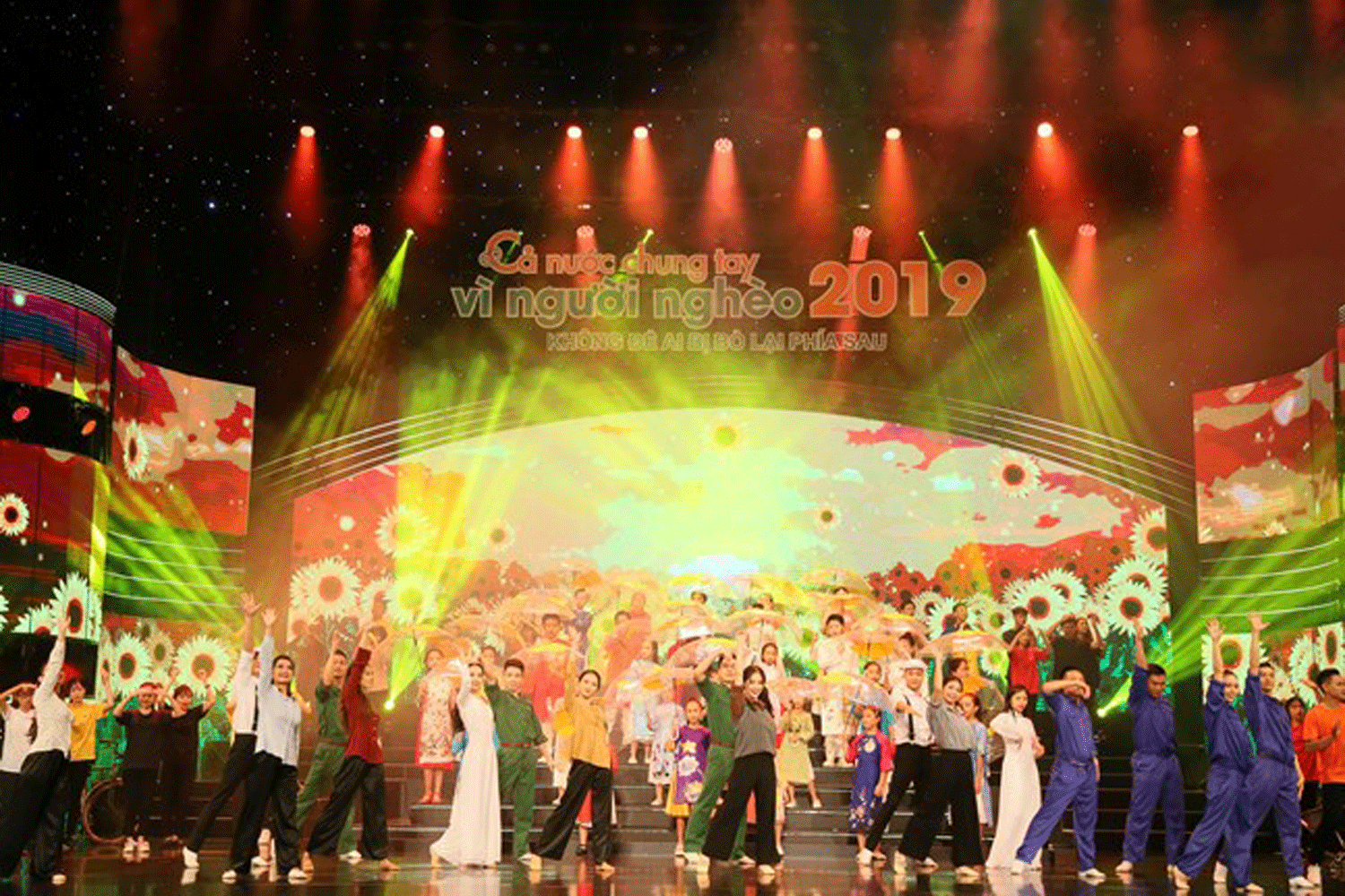 Công đoàn VNPT: Tiếp tục Chung tay vì người nghèo năm 2019 cong doan vnpt tiep tuc chung tay vi nguoi ngheo nam 2019