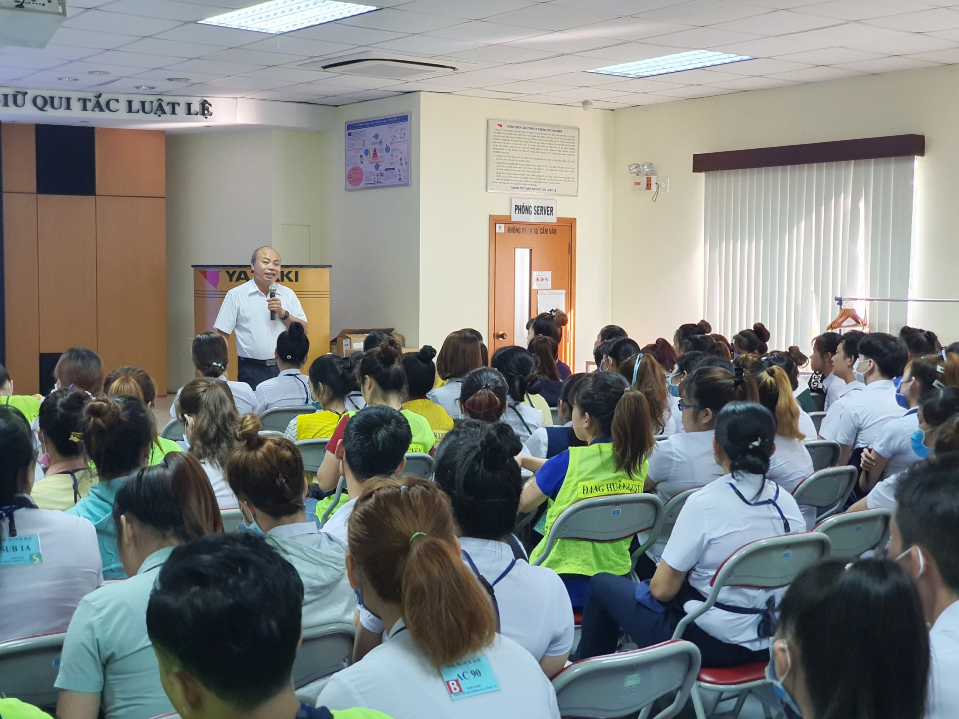 Hưởng ứng Ngày Pháp luật Việt Nam với nhiều hoạt động hướng về cơ sở huong ung ngay phap luat viet nam voi nhieu hoat dong huong ve co so