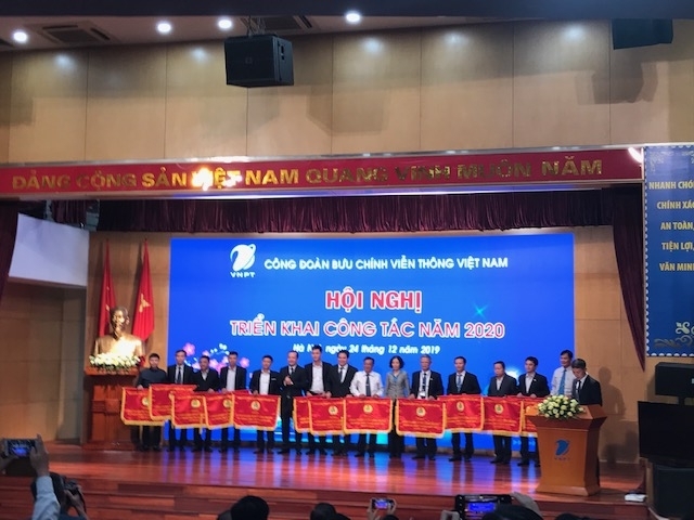 Đồng hành và xây dựng tổ chức công đoàn vững mạnh dong hanh cung chuyen mon xay dung to chuc cong doan vung manh