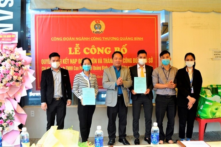 LĐLĐ tỉnh Quảng Bình: Chú trọng phát triển đoàn viên, thành lập CĐCS ngoài nhà nước