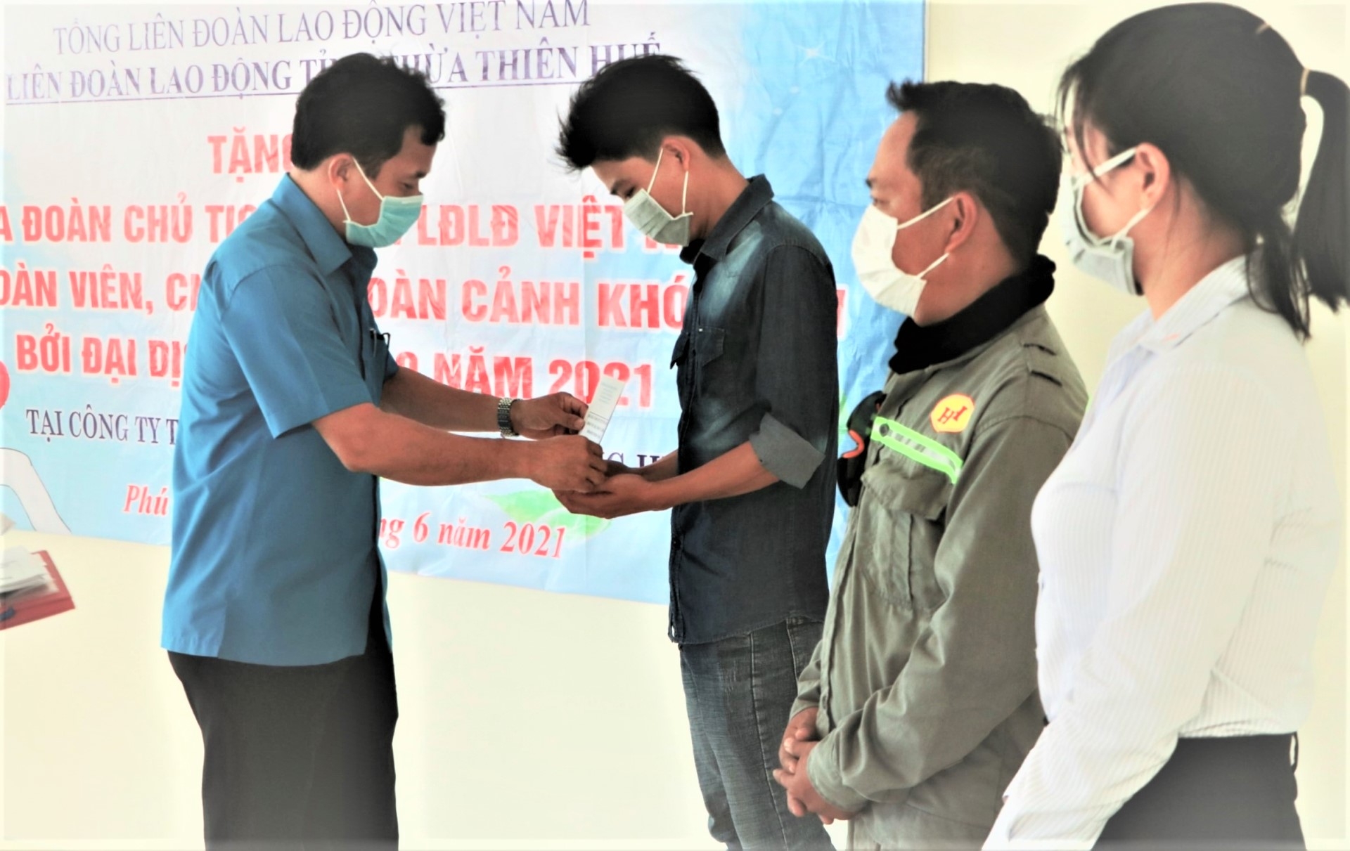 Ký kết Quy chế phối hợp công tác để phát huy hiệu quả vai trò của Công đoàn Ký kết Quy chế phối hợp công tác để phát huy hiệu quả vai trò của Công đoàn