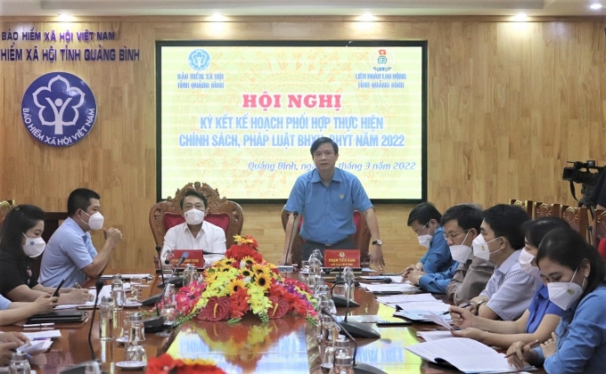 LĐLĐ tỉnh Quảng Bình phối hợp với BHXH tỉnh bảo vệ quyền lợi cho NLĐ LĐLĐ tỉnh Quảng Bình phối hợp với BHXH tỉnh bảo vệ quyền lợi cho NLĐ