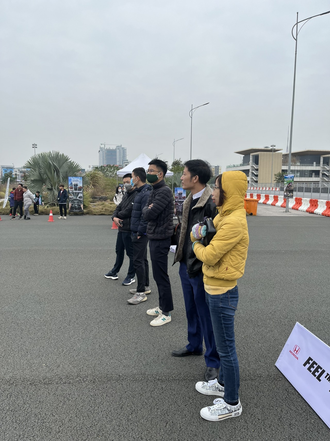 Khách hàng thích thú trải nghiệm các mẫu xe Honda tại Honda Thanks Day