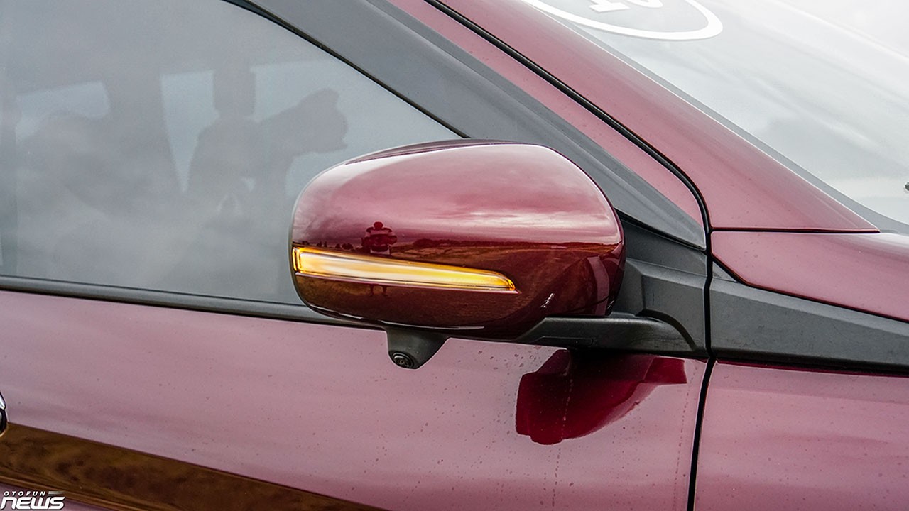 Suzuki Hybrid Ertiga “vượt lên chính mình” để chinh phục khách hàng