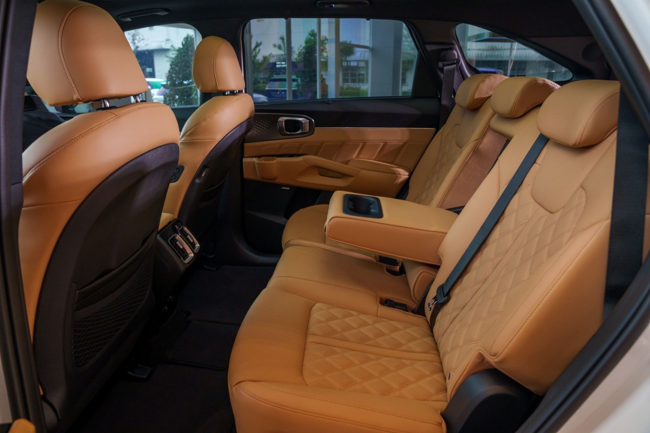 Kia Sorento Hybrid và PHEV ra mắt tại Việt Nam với giá từ 1,4 1,7 tỉ đồng