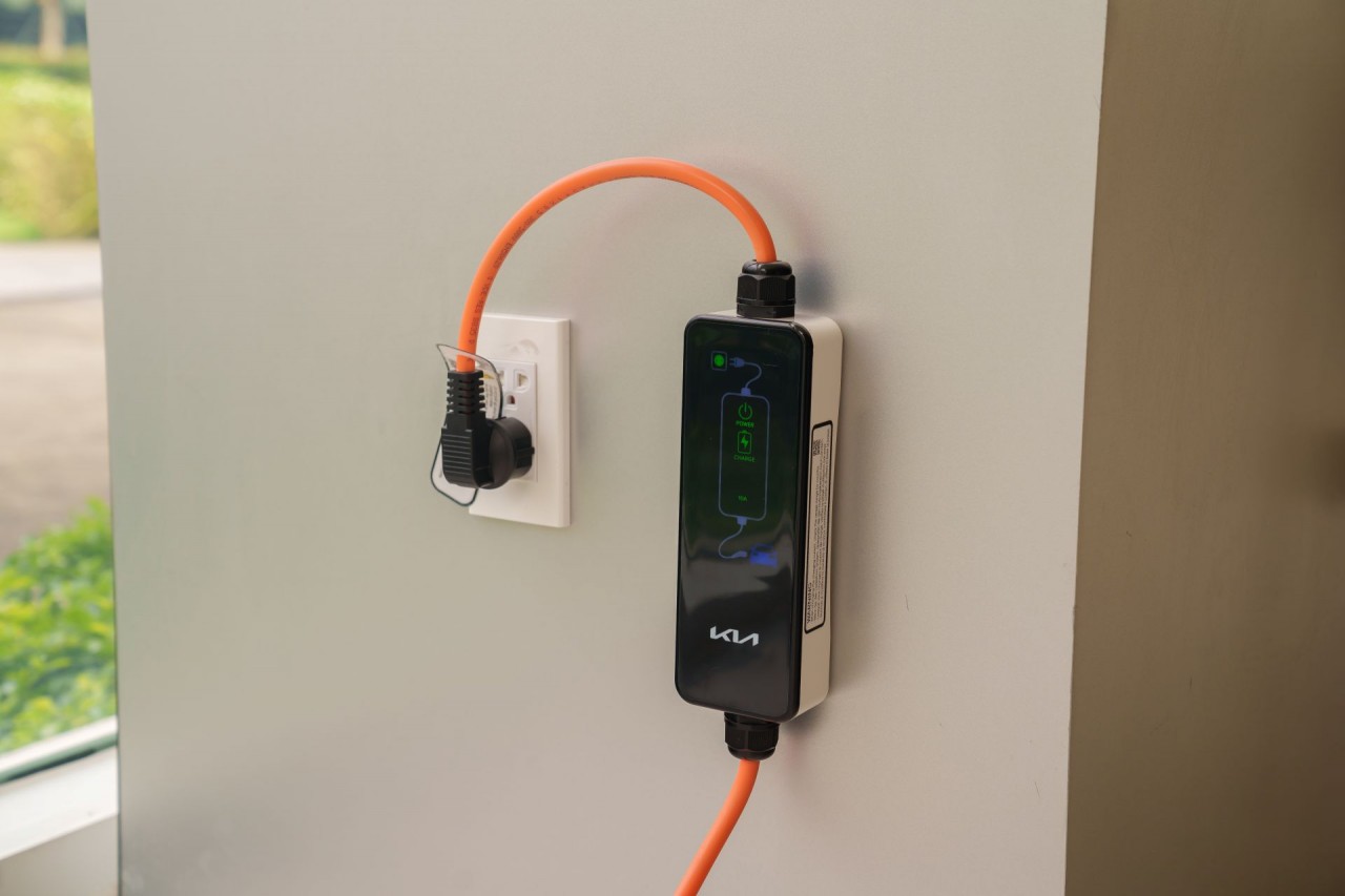 Kia Sorento Hybrid và PHEV ra mắt tại Việt Nam với giá từ 1,4-1,7 tỉ đồng