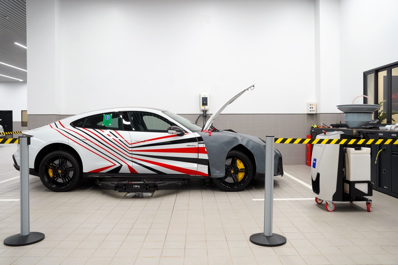 Porsche kỷ niệm 15 có mặt tại Việt Nam