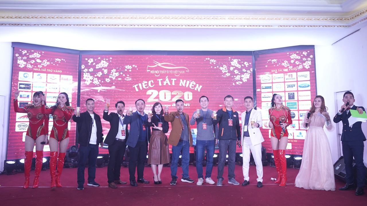 Tiệc Tất niên Hội Nội thất ô tô Việt Nam dự kiến thu hút hơn 1.000 người tham dự Tiệc Tất niên Hội Nội thất ô tô Việt Nam dự kiến thu hút hơn 1.000 người tham dự
